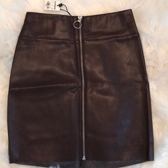 🔥NWT EXPRESS VEGAN LEATHER SKIRT - Picture 3 of 9